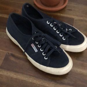 Superga sneakers. Navy size 39.  (8)